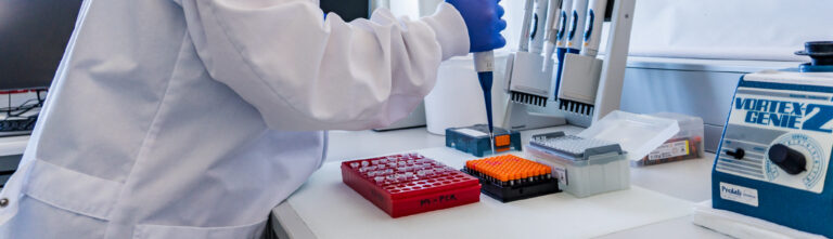 Handling of samples in the Blood Service's biobank.